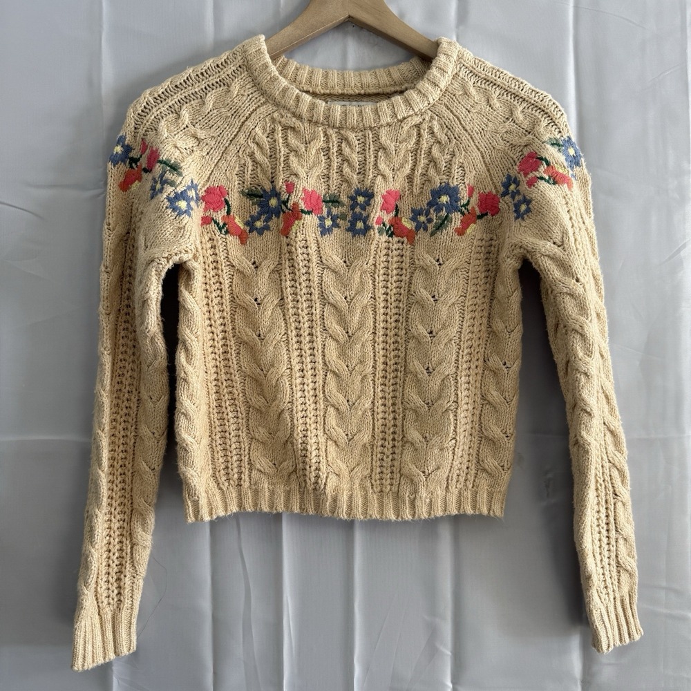 American Eagle Floral Embroidered Yoke Cable Knit Crewneck Sweater‎ Womens XXS